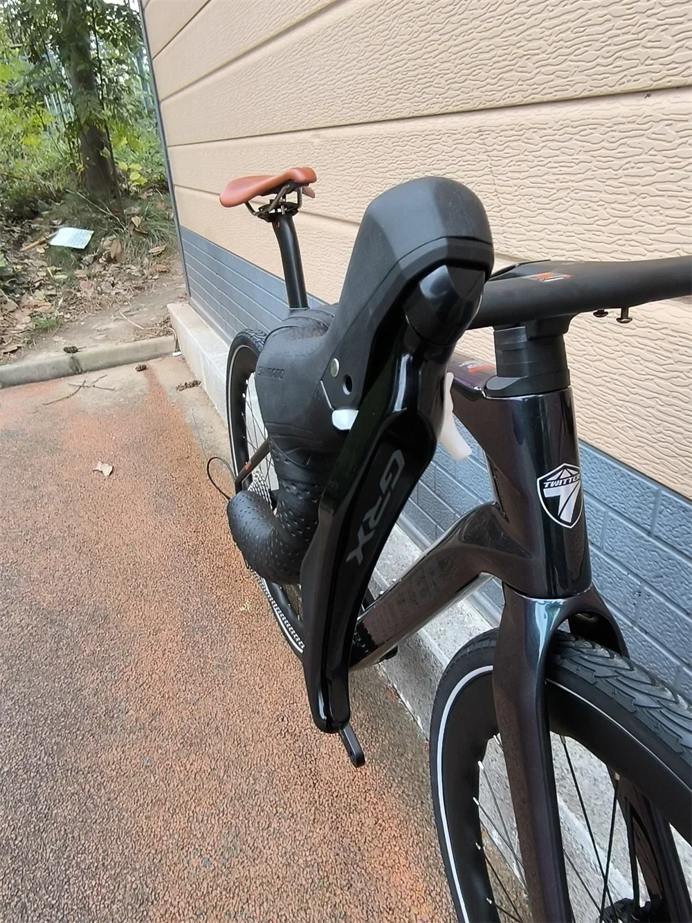 Twitter Gravel-V3 GRX RX600-22 - đánh giá và giá Cycling Gear And Equipment
